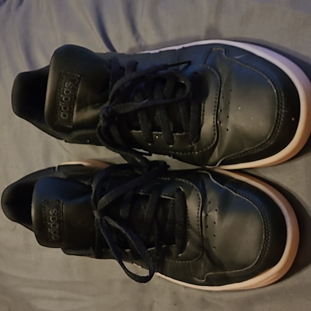 Adidas Hoops 2.0 Sneakers size 7.5 black/pink